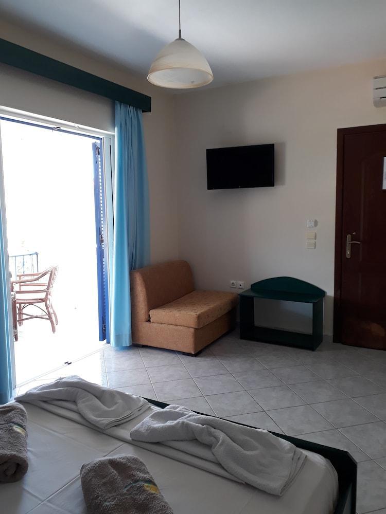 La Casa Di Nonna Anna Aparthotel Nikiana Exterior foto