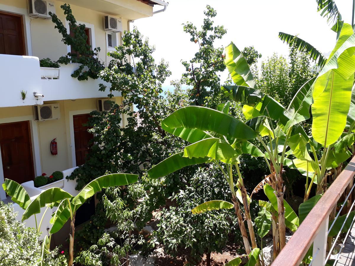 La Casa Di Nonna Anna Aparthotel Nikiana Exterior foto